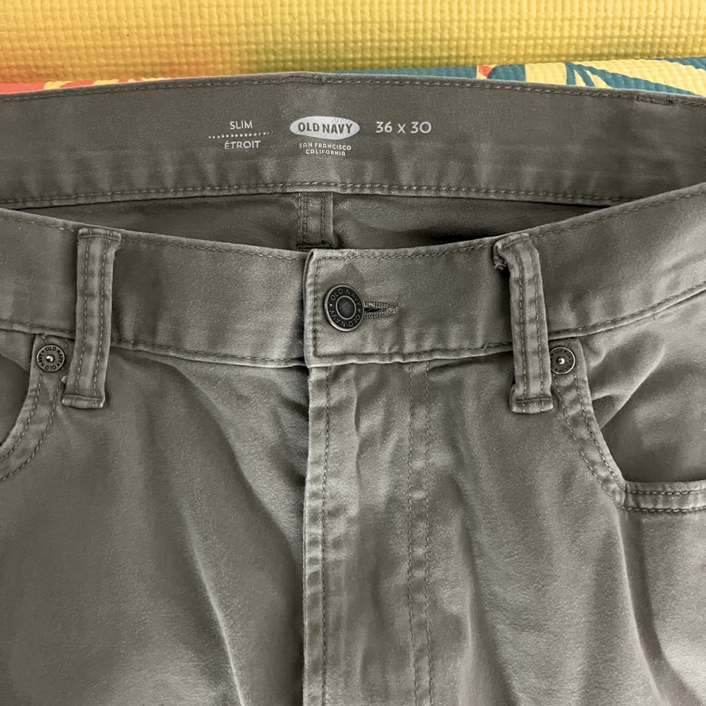 Slim old navy pants stretch size 36 x 30